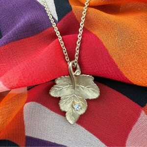 Avon Gold Leaf Necklace with Crystal Accent